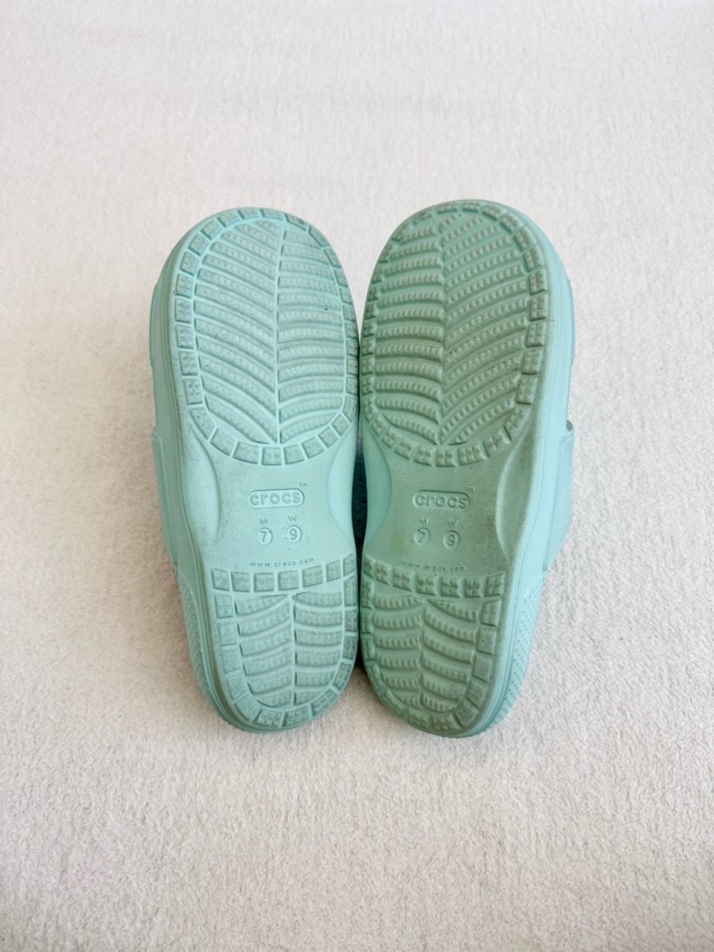 CROCS Light Blue Classic Slide Sandals M7/W9 Charms Included Separately - Picture 7 of 8